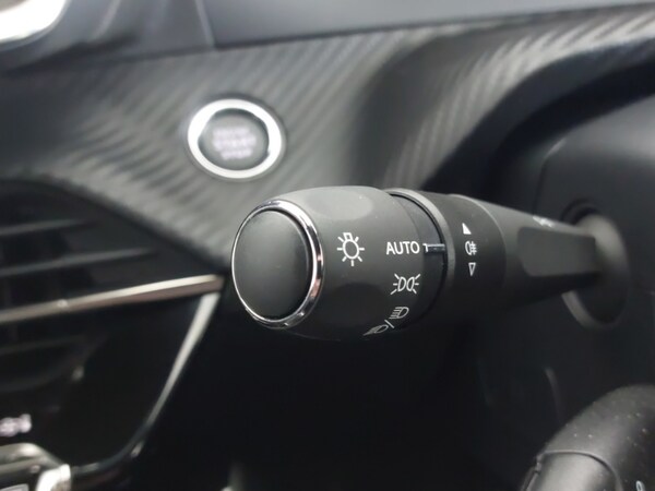 Used Peugeot 2008 2024 for sale - 74928889: Photo 19