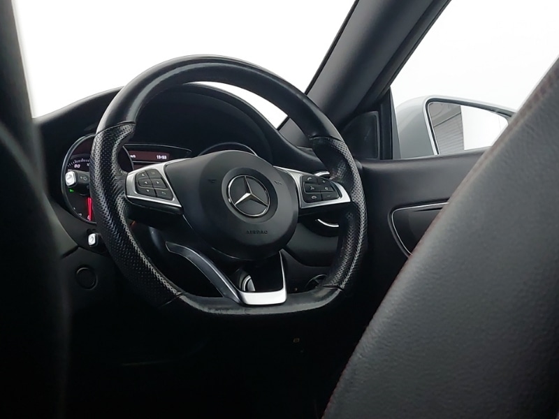 Used Mercedes-Benz CLA 2018 for sale - 76393137: Photo 10