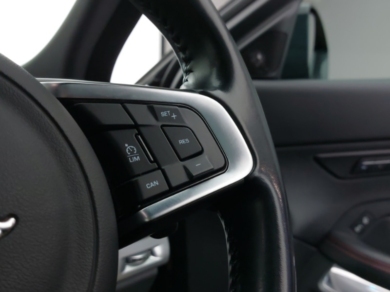 Used Jaguar E-Pace 2019 for sale - 77338300: Photo 13