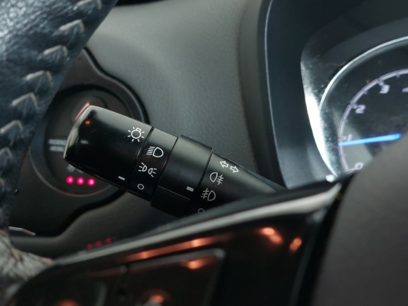 Used Toyota Yaris 2018 for sale - 77028517: Photo 15