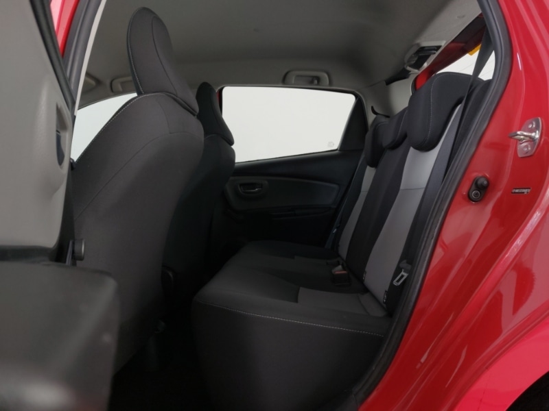 Used Toyota Yaris 2018 for sale - 77028517: Photo 6