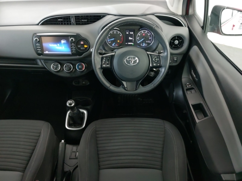 Used Toyota Yaris 2018 for sale - 77028517: Photo 7