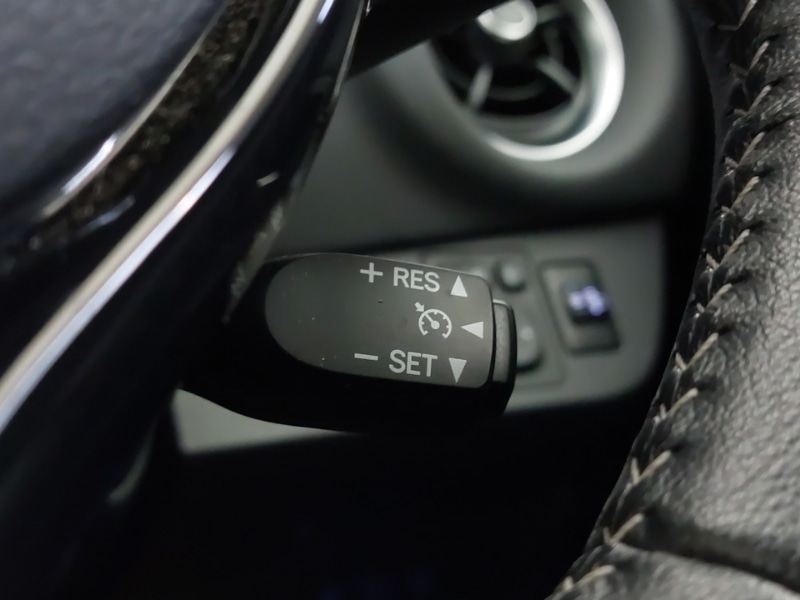 Used Toyota Yaris 2020 for sale - 77329713: Photo 18