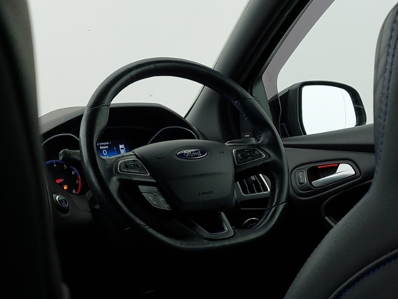 Used Ford Focus 2017 for sale - 77392845: Photo 10