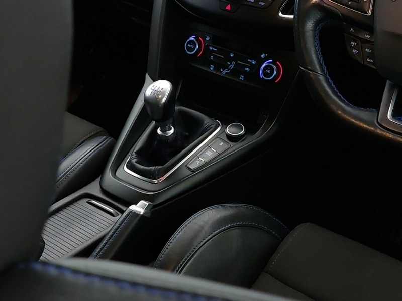 Used Ford Focus 2017 for sale - 77392845: Photo 11