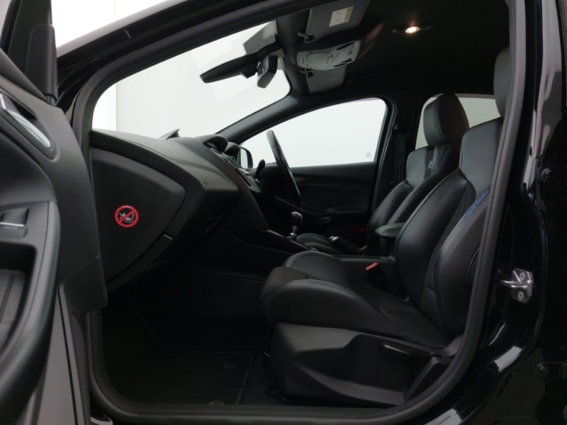 Used Ford Focus 2017 for sale - 77392845: Photo 5