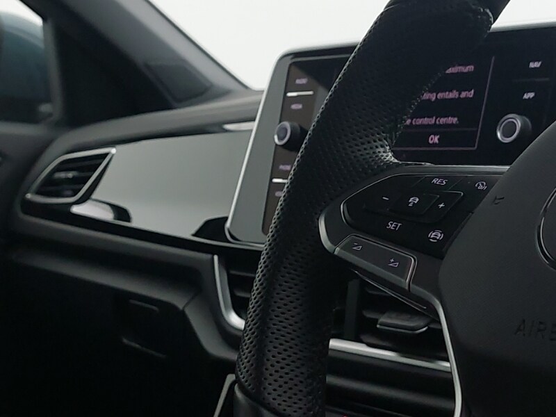 Used Volkswagen T-Roc 2025 for sale - 76906602: Photo 13