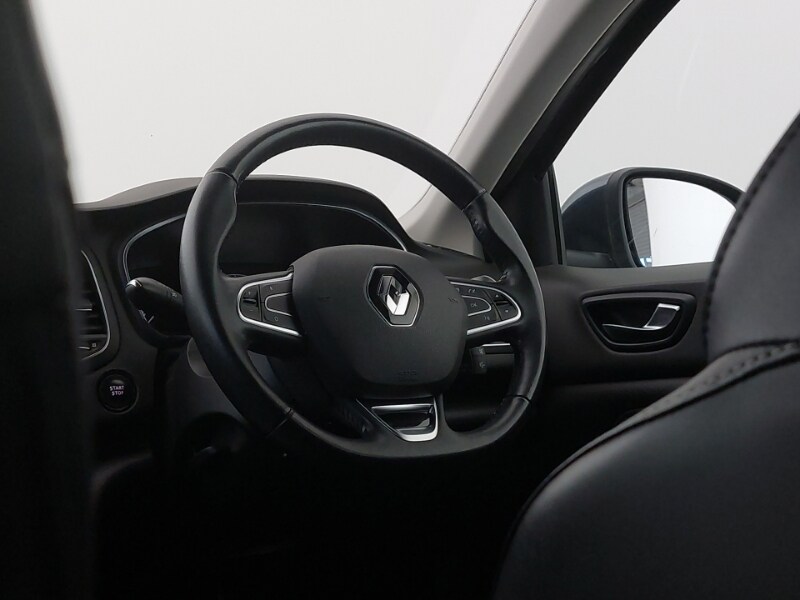 Used Renault Megane 2017 for sale - 76543527: Photo 10