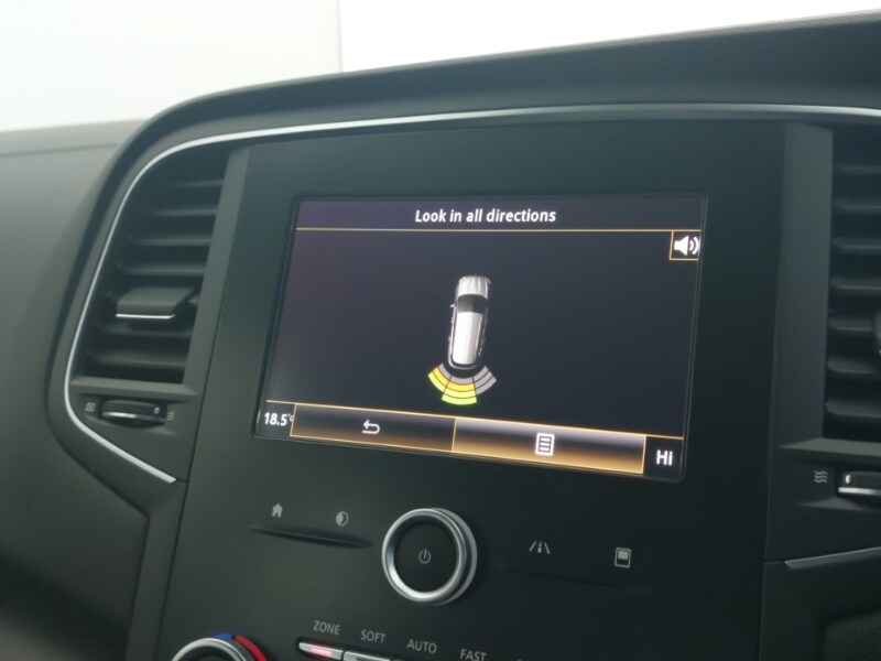 Used Renault Megane 2017 for sale - 76543527: Photo 17