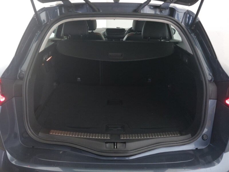 Used Renault Megane 2017 for sale - 76543527: Photo 8