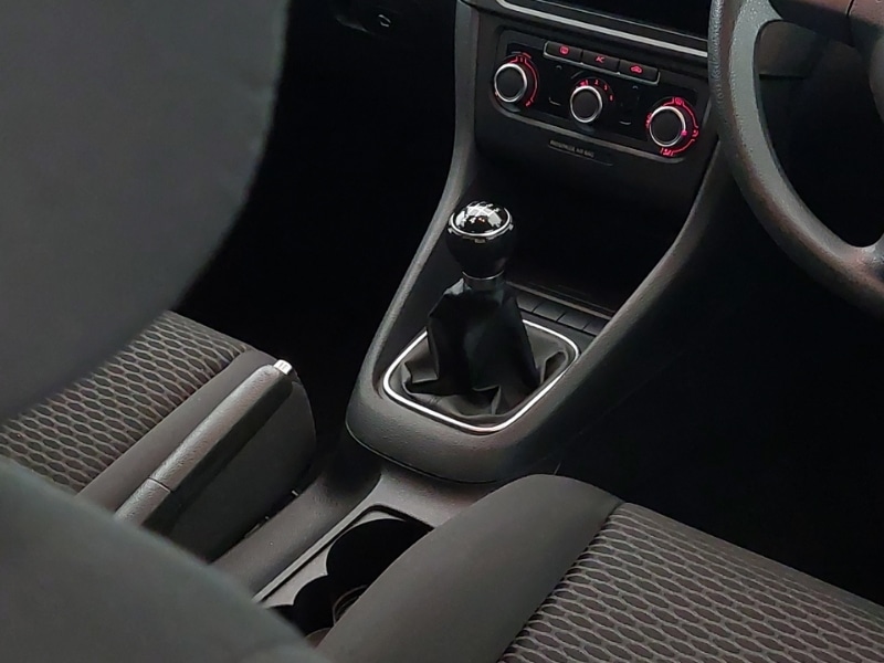 Used Volkswagen Golf 2011 for sale - 76842683: Photo 11