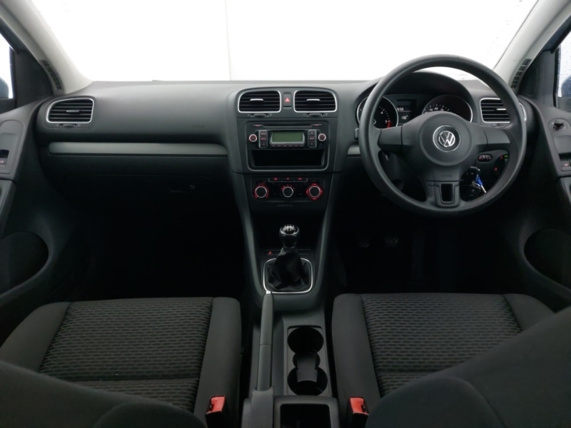 Used Volkswagen Golf 2011 for sale - 76842683: Photo 2