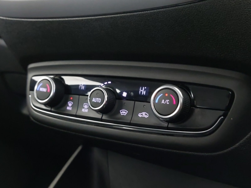 Used Vauxhall Crossland X 2017 for sale - 76983129: Photo 16