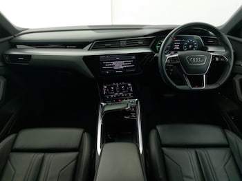 Used Audi e-tron 2022 for sale - 76741697: Photo