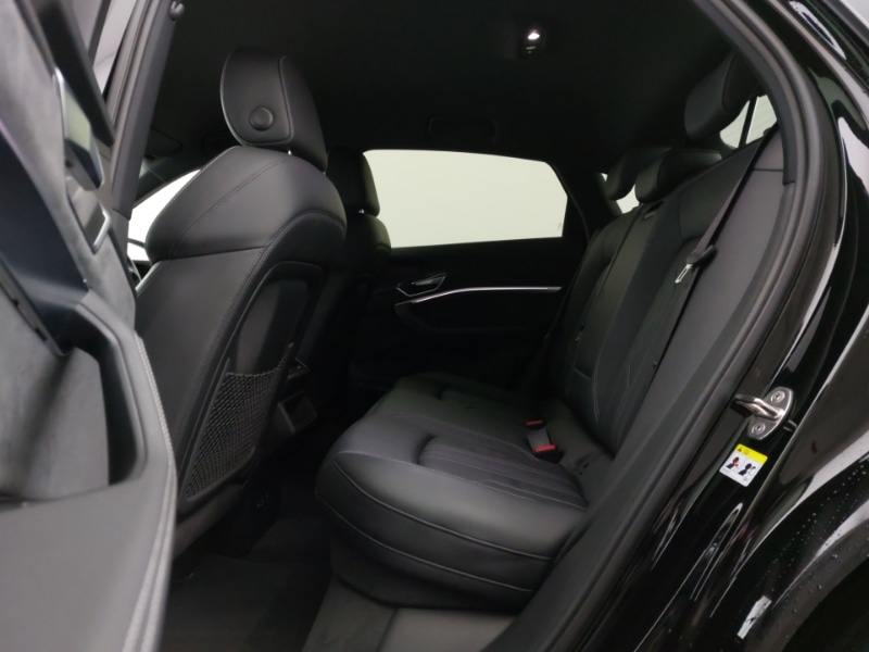 Used Audi e-tron 2022 for sale - 76741697: Photo 6