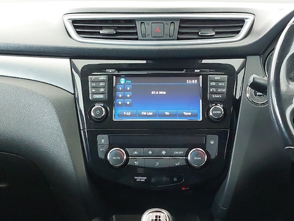 Used Nissan Qashqai 2018 for sale - 76289342: Photo 10