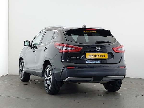 Used Nissan Qashqai 2018 for sale - 76289342: Photo 3