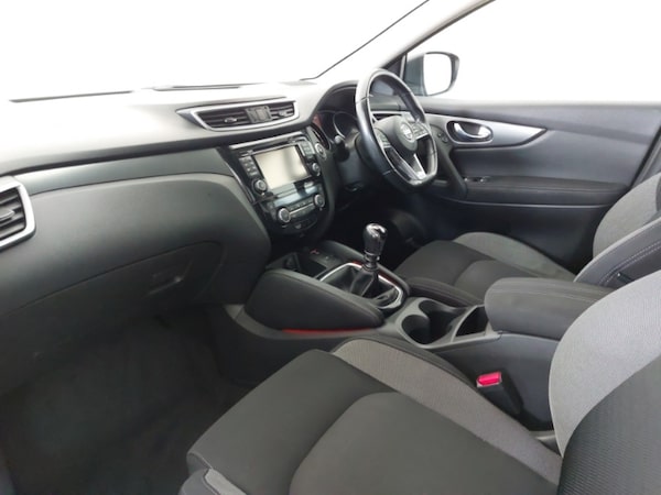 Used Nissan Qashqai 2018 for sale - 76289342: Photo 5