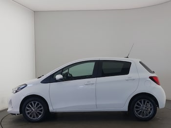 Used Toyota Yaris 2017 for sale - 79505703: Photo