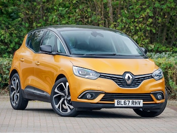 2017 - 1.2 TCE 130 Signature Nav 5dr