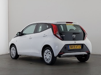 Used Toyota AYGO 2019 for sale - 79315803: Photo