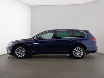Used Volkswagen Passat 2019 for sale - 78933033: Photo