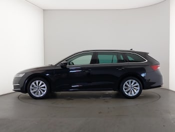 Used Skoda Octavia 2025 for sale - 78675132: Photo