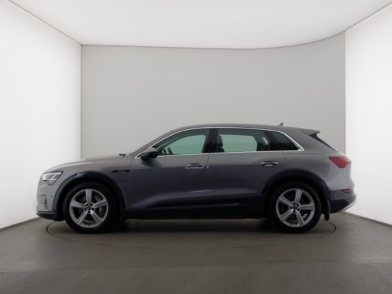 Used Audi e-tron 2021 for sale - 76579070: Photo 4