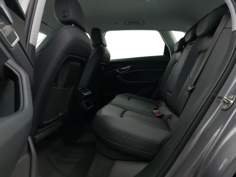 Used Audi e-tron 2021 for sale - 76579070: Photo 6