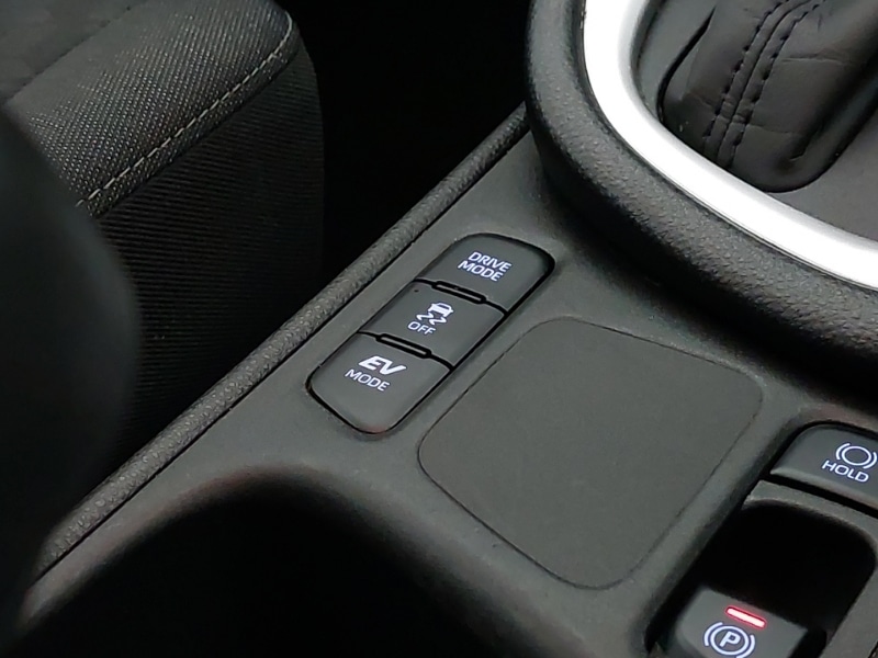 Used Toyota Yaris 2022 for sale - 76815912: Photo 19