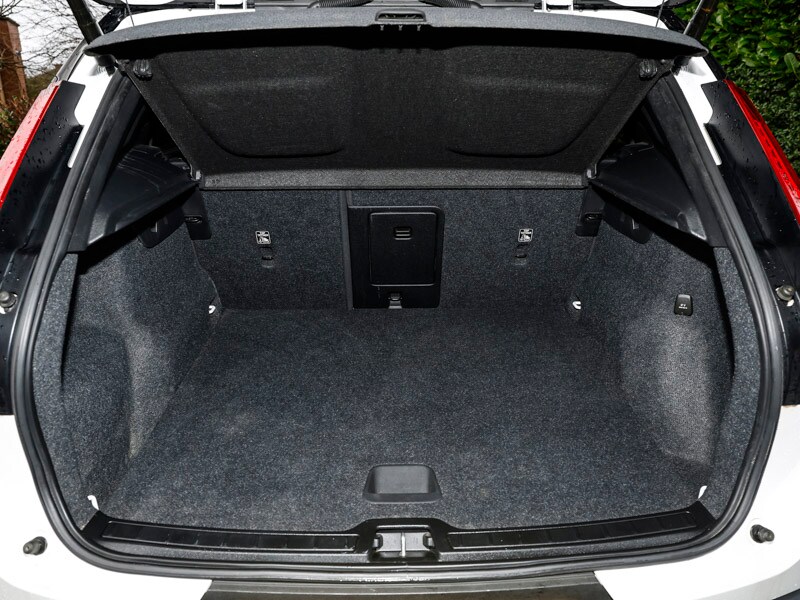 Used Volvo XC40 2021 for sale - 78114071: Photo 8