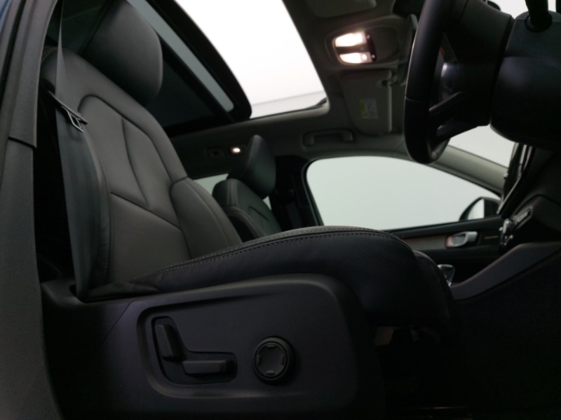 Used Volvo XC40 2024 for sale - 76579075: Photo 12