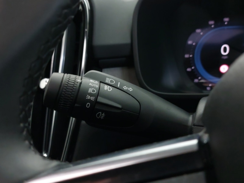 Used Volvo XC40 2024 for sale - 76579075: Photo 18