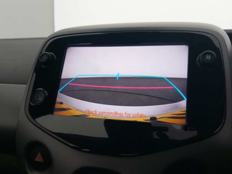 Used Toyota AYGO 2021 for sale - 76651734: Photo 16