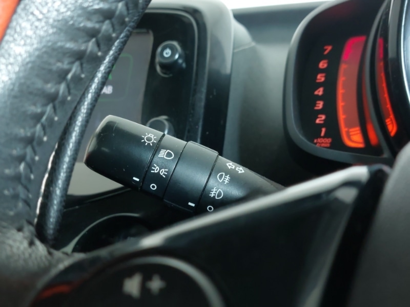 Used Toyota AYGO 2014 for sale - 77889484: Photo 19