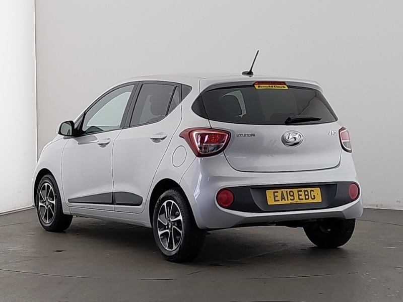 Used Hyundai i10 2019 for sale - 77881715: Photo 3