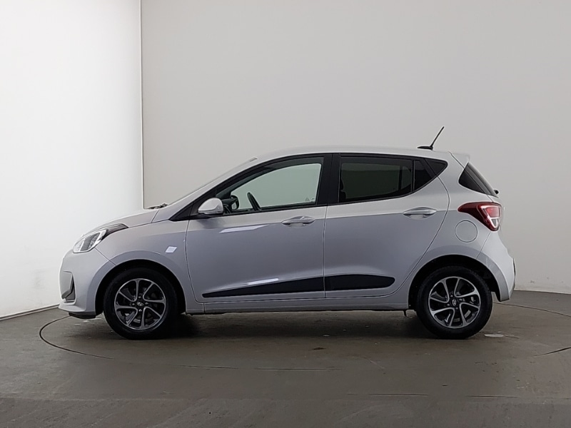 Used Hyundai i10 2019 for sale - 77881715: Photo 4