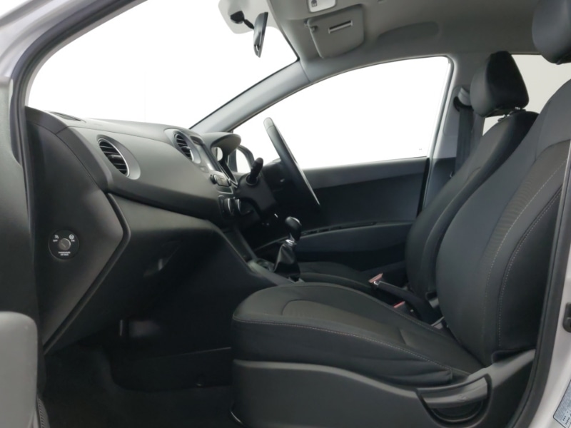 Used Hyundai i10 2019 for sale - 77881715: Photo 5