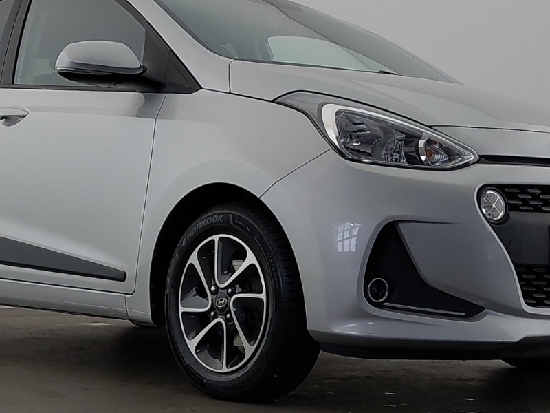 Used Hyundai i10 2019 for sale - 77881715: Photo 9