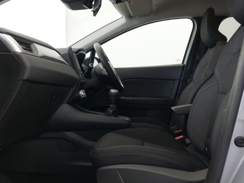 Used Renault Captur 2021 for sale - 78147315: Photo 5