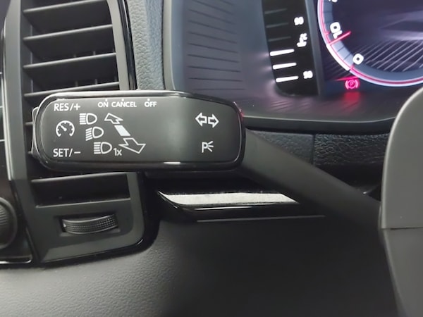 Used Skoda Karoq 2024 for sale - 76055319: Photo 18