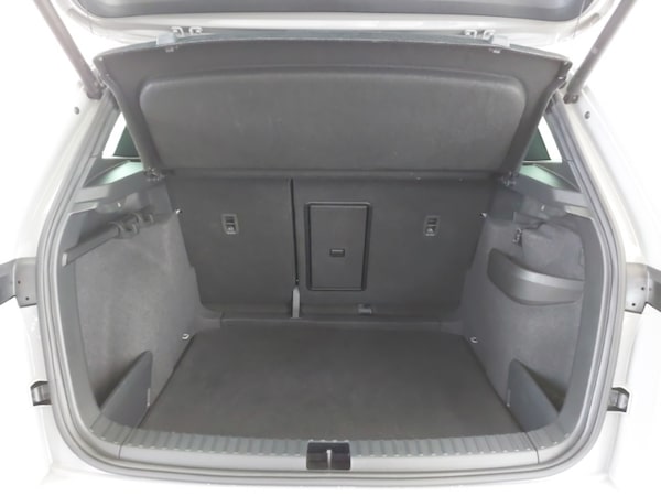 Used Skoda Karoq 2024 for sale - 76055319: Photo 8