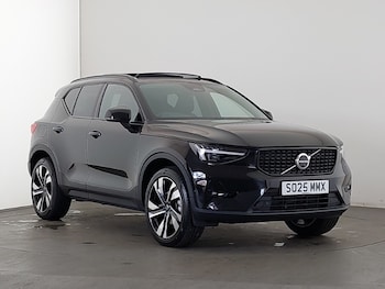 Used Volvo XC40 2025 for sale - 78327547: Photo