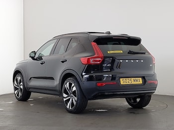 Used Volvo XC40 2025 for sale - 78327547: Photo