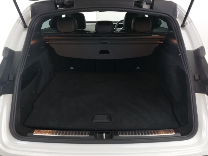 Used Mercedes-Benz EQC 2021 for sale - 76721741: Photo 8