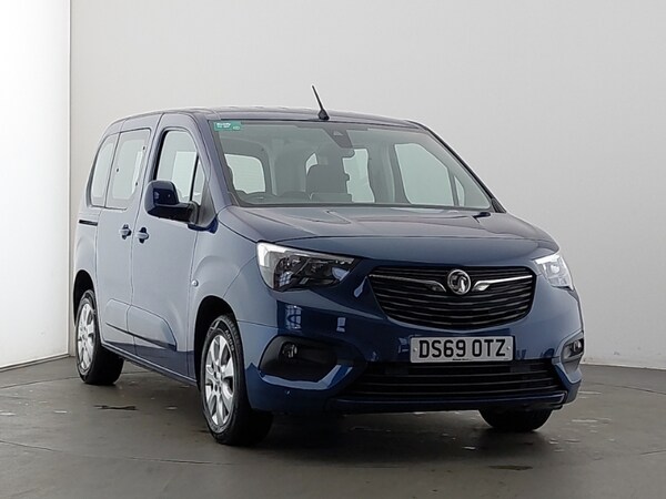 Used Vauxhall Combo Life 2019 for sale - 76325428: Photo 1