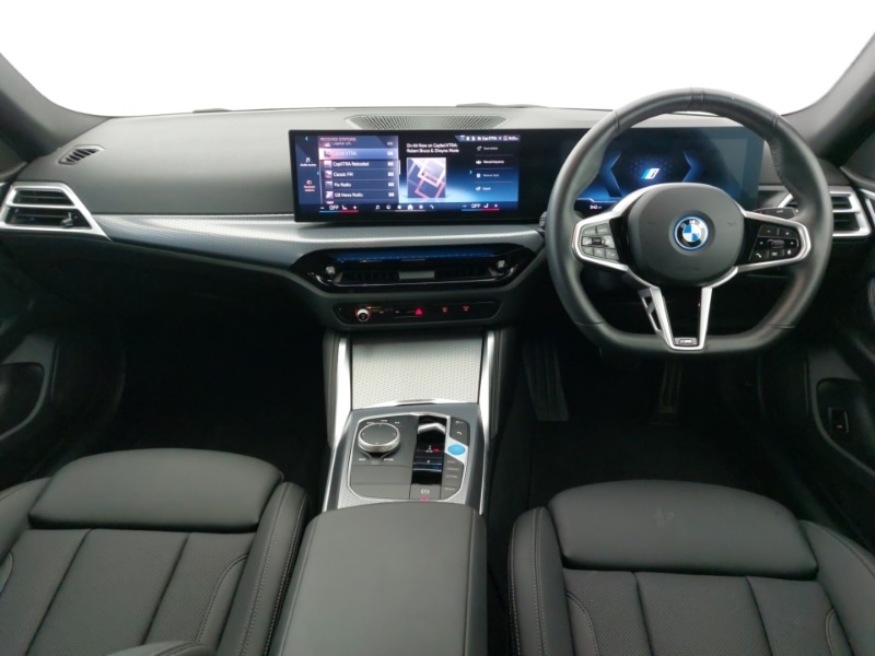 Used BMW i4 2025 for sale - 76321381: Photo 2