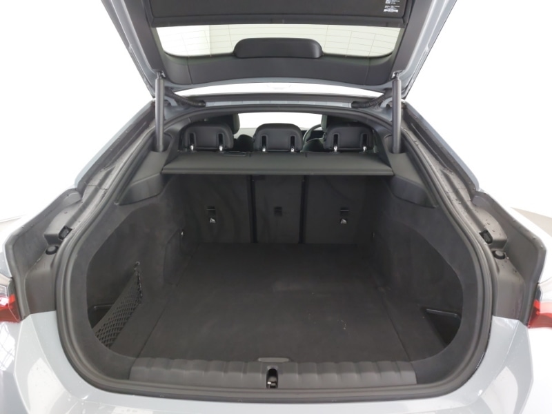 Used BMW i4 2025 for sale - 76321381: Photo 8