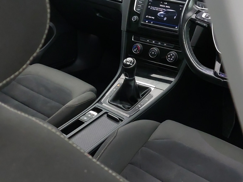 Used Volkswagen Golf 2017 for sale - 76455977: Photo 11