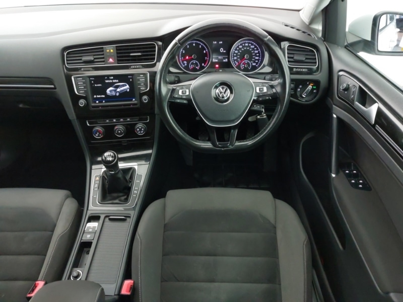 Used Volkswagen Golf 2017 for sale - 76455977: Photo 7